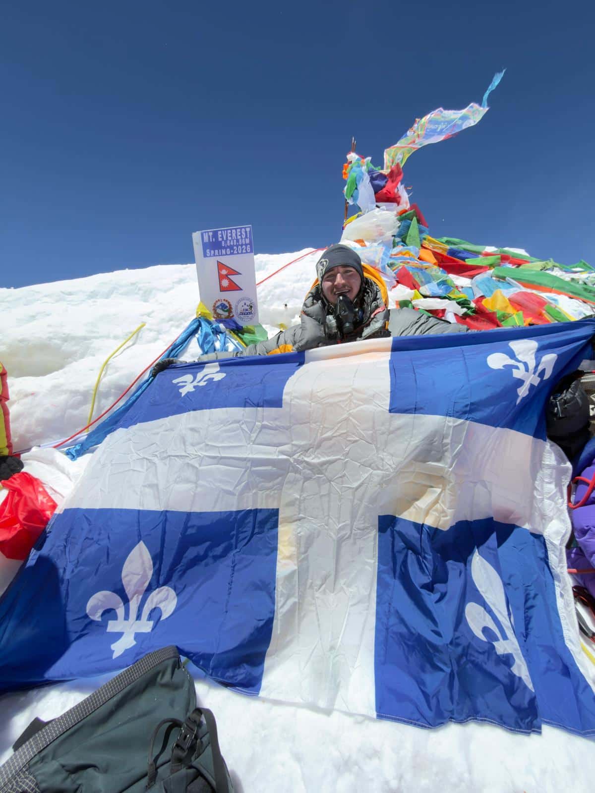 «J’ai vu des gens mourir à côté de moi»: l’éprouvante ascension de l’Everest d’un jeune Québécois