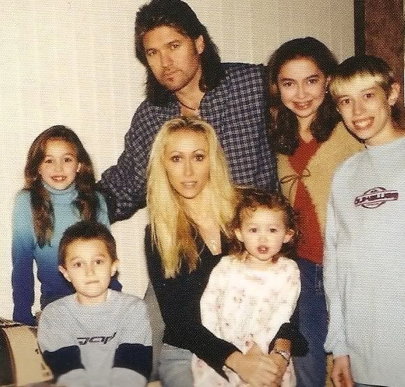 Le «dark decade» chaotique de sa famille