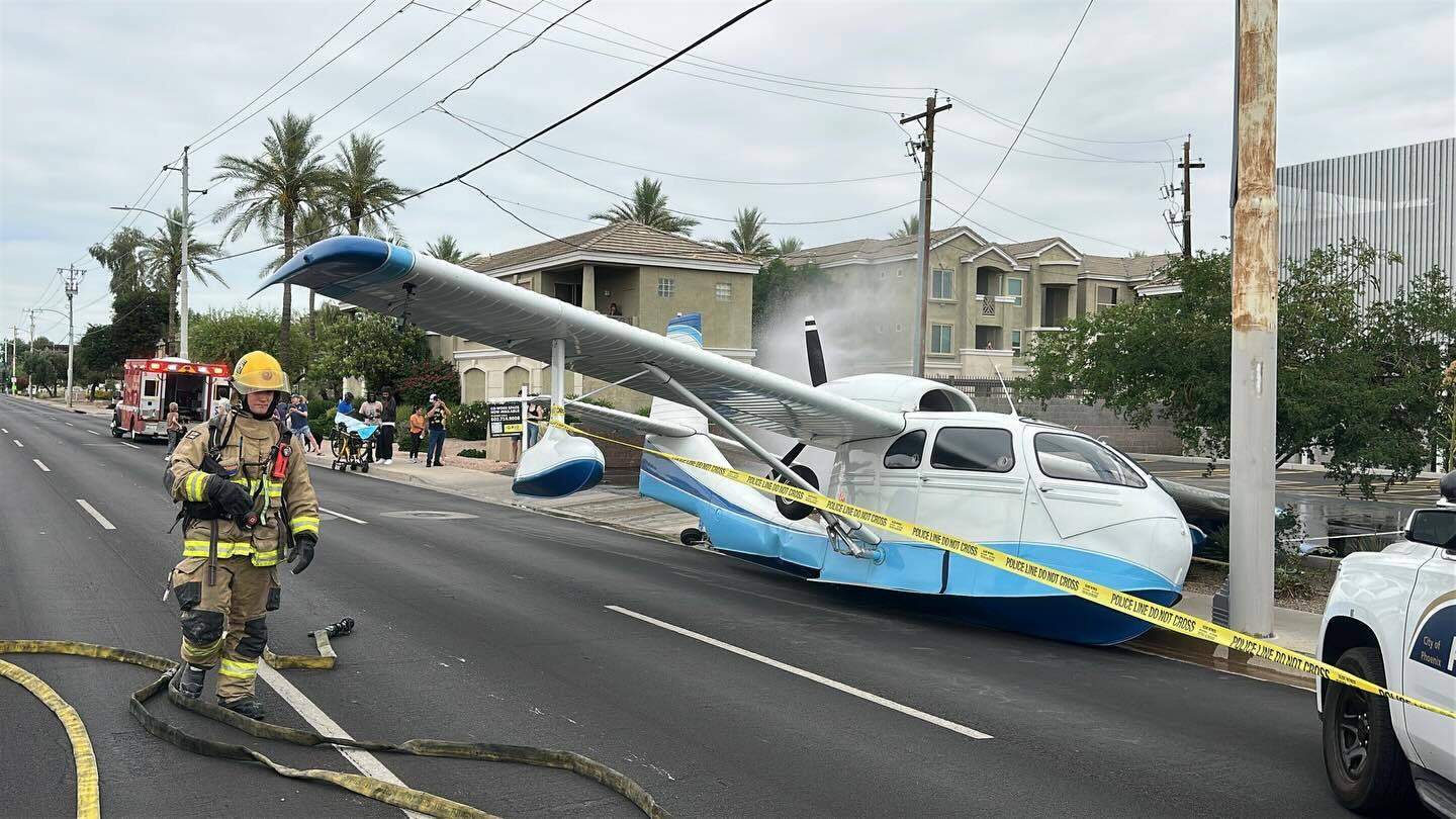 Trois blessés dans l’écrasement d'un petit avion sur une route de l’Arizona
