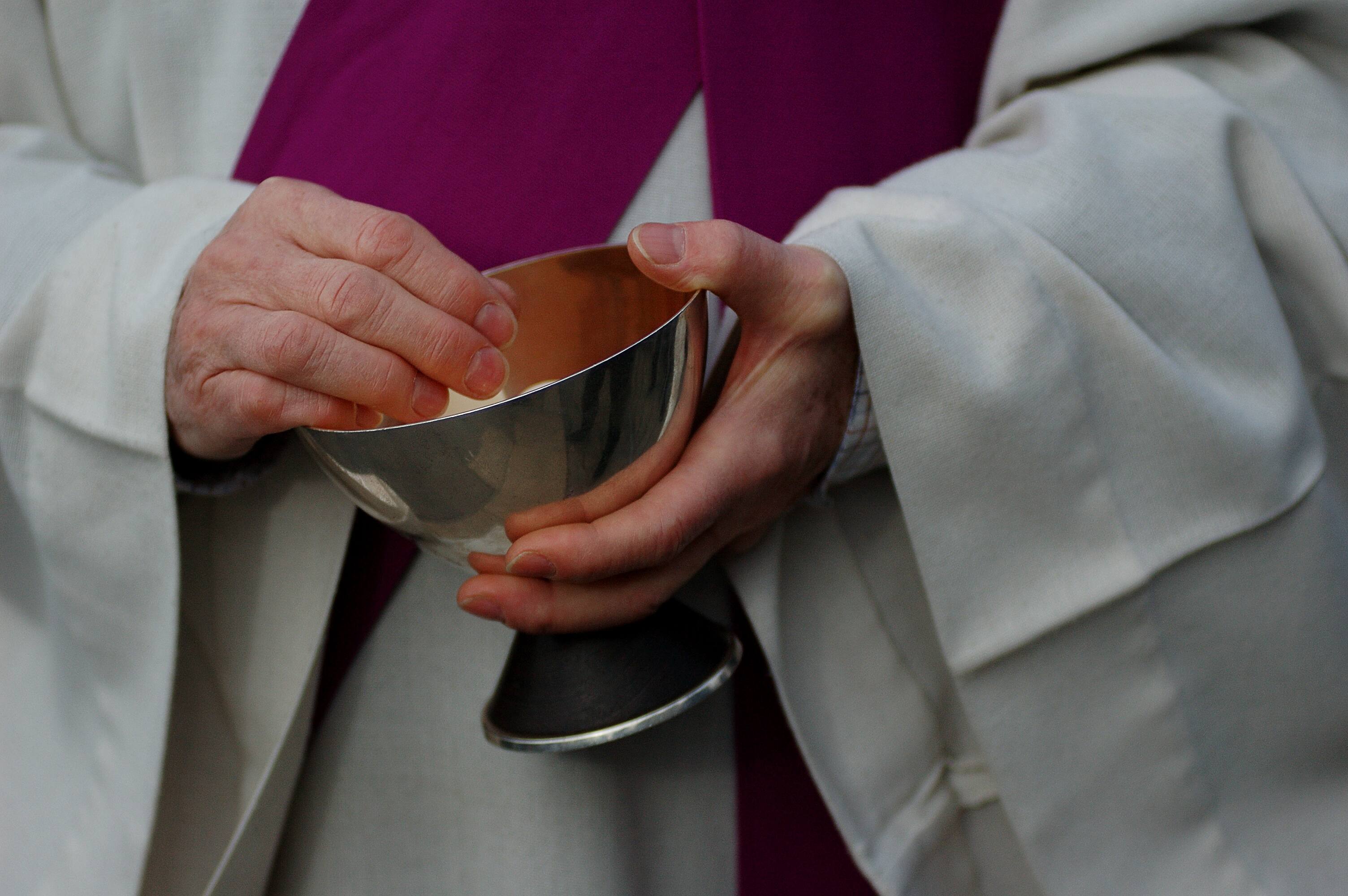 En Norv&egrave;ge, une th&eacute;ologienne appelle &agrave; d&eacute;signer Dieu par &laquo;iel&raquo;