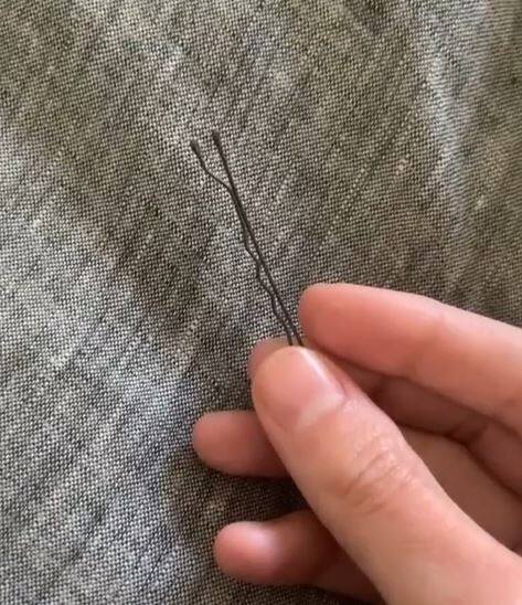 Une tiktokeuse troque son &eacute;pingle &agrave; cheveux contre une maison