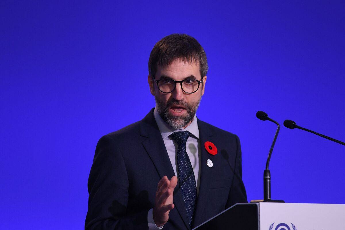 Steven Guilbeault positif &agrave; la COVID-19