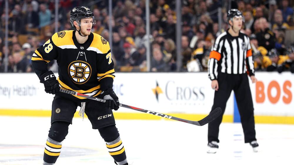 Jérémy Lauzon à Boston pour y rester TVA Sports