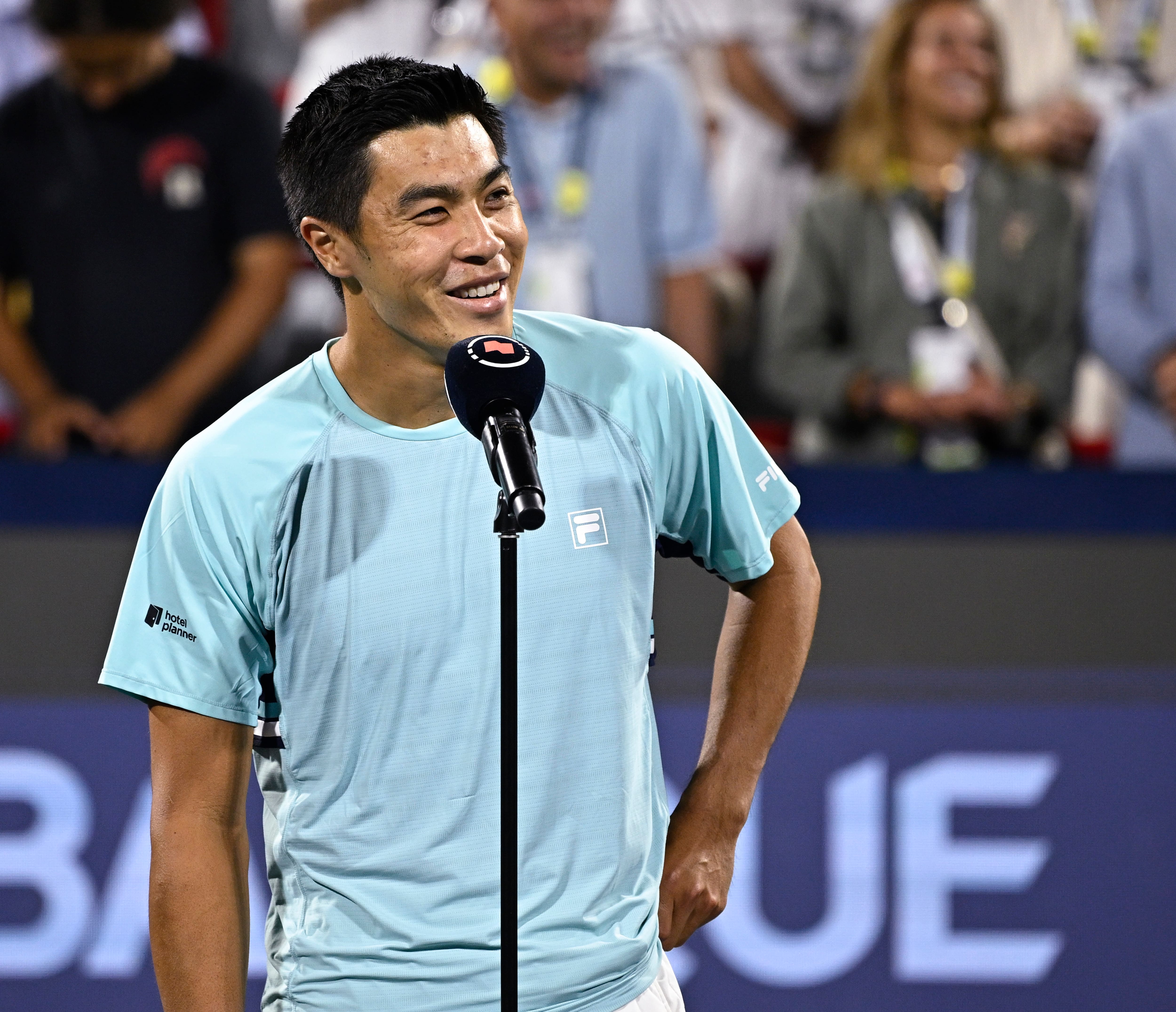 Brandon Nakashima sait comment parler aux Québécois : « J’aime vraiment plus Montréal que Toronto »