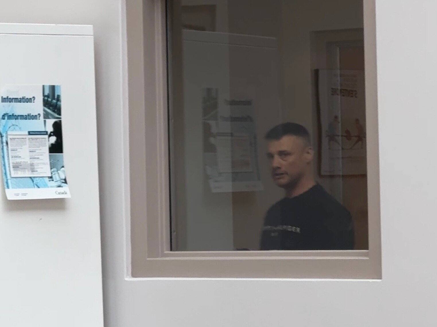 Il cachait 1 kilo de coke chez sa mère: un trafiquant «honteux» pourra purger sa peine à la maison, mais perdra 90 000$