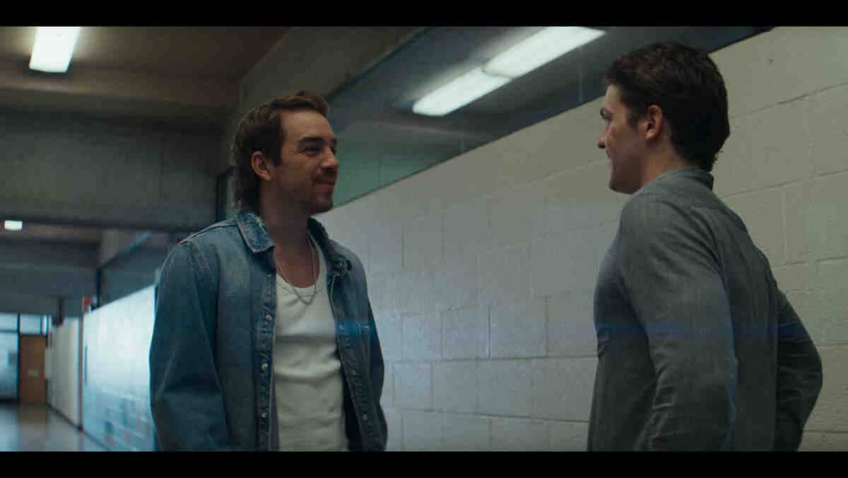 Club illico: «Société distincte», une série addictive portée par Antoine Pilon, Maude Guérin et Robert Naylor