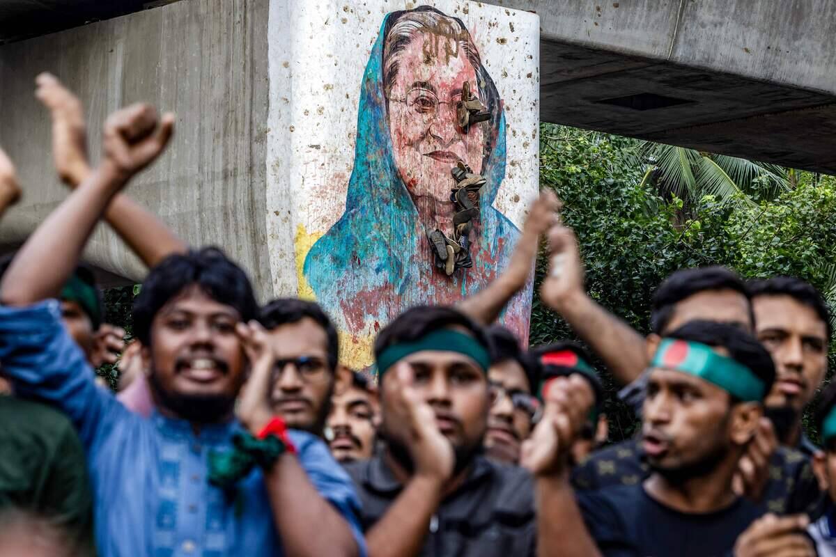 Bangladesh: l'ex-premi&egrave;re ministre d&eacute;chue vis&eacute;e par une enqu&ecirc;te pour meurtre