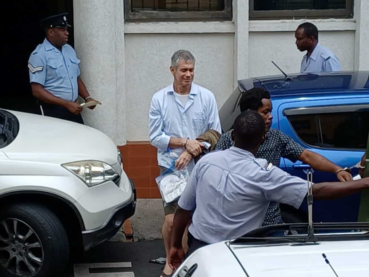 Meurtre de Daniel Langlois et de sa conjointe: l&rsquo;accus&eacute; restera derri&egrave;re les barreaux