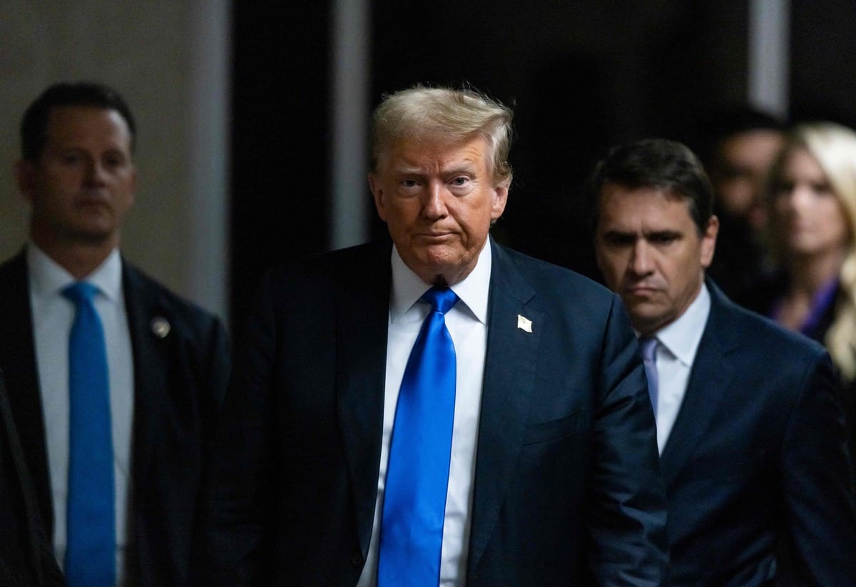 Les d&eacute;lib&eacute;rations du jury se poursuivent pour une deuxi&egrave;me journ&eacute;e au proc&egrave;s de Trump