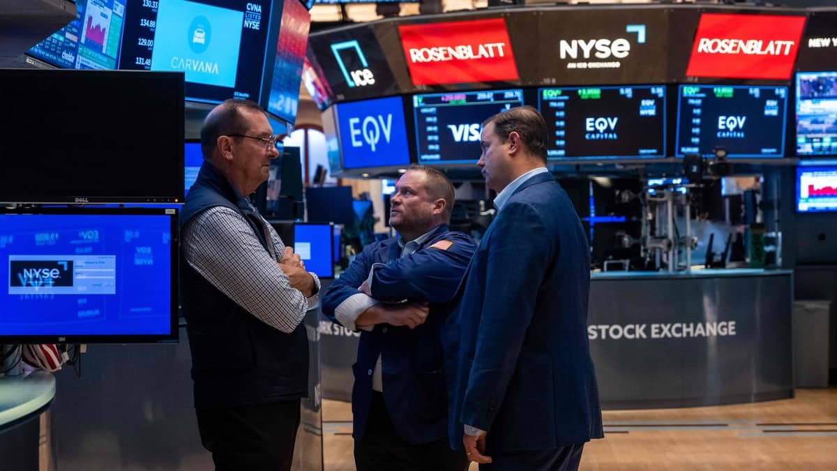 La tension s'apaise sur les marchés mondiaux pour terminer la semaine