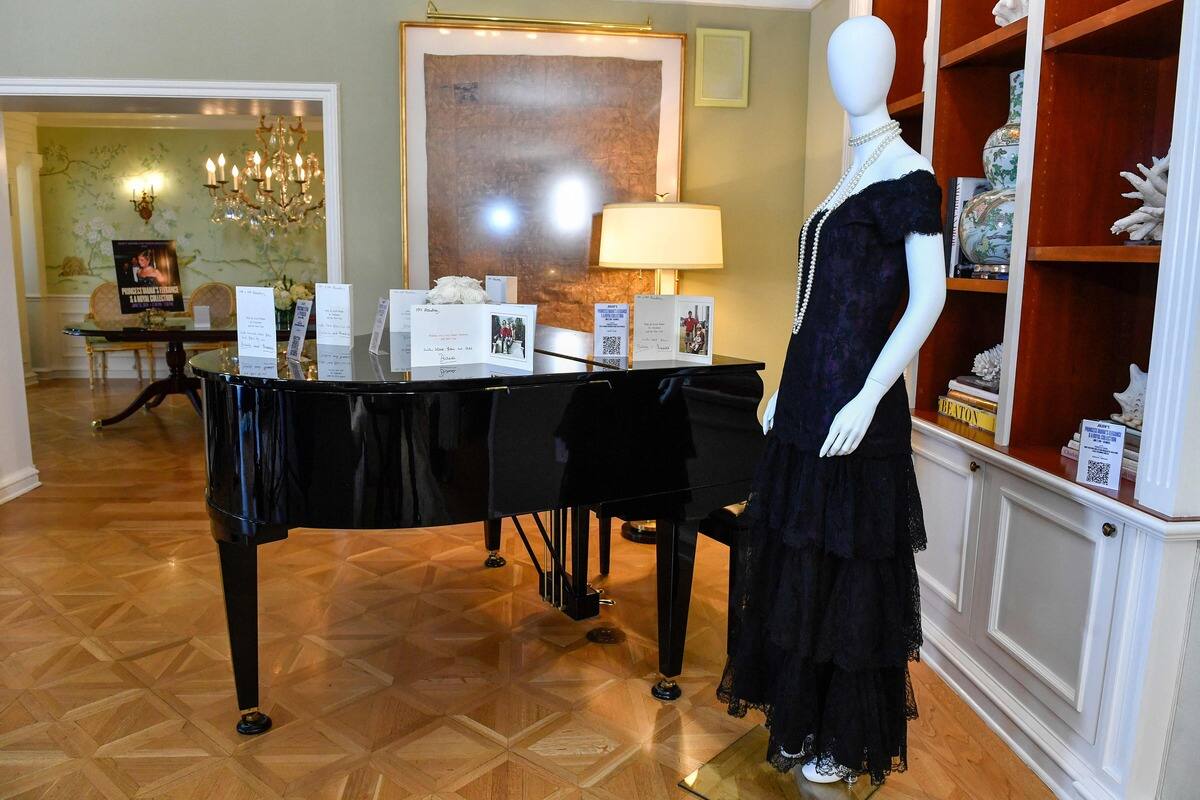 Des robes de la princesse Diana aux ench&egrave;res en Californie