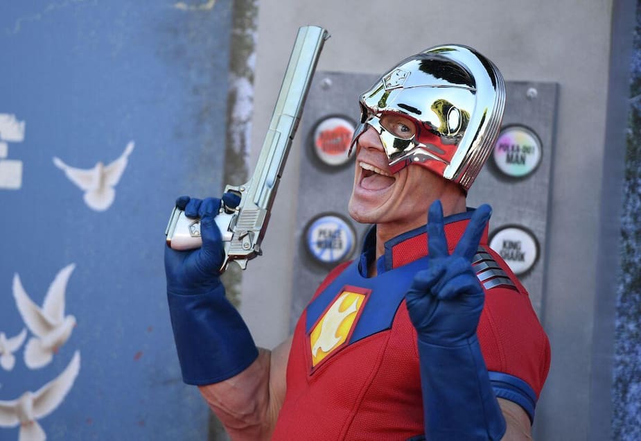 Image principale de l'article John Cena en costume pour l’avant-première