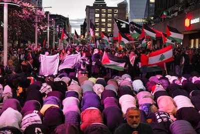 Interdire les prières dans la rue: une mesure radicale, dénoncent des communautés religieuses | JDQ