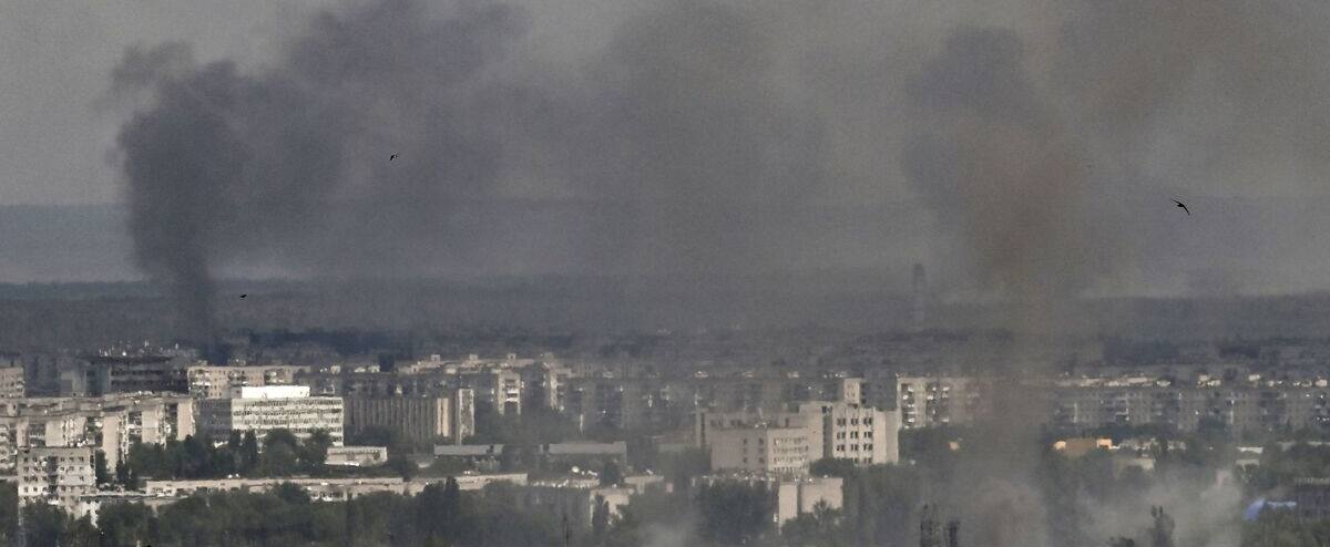 Ukraine: les bombardements russes s’intensifient au seuil d’une semaine «historique» pour Kyïv