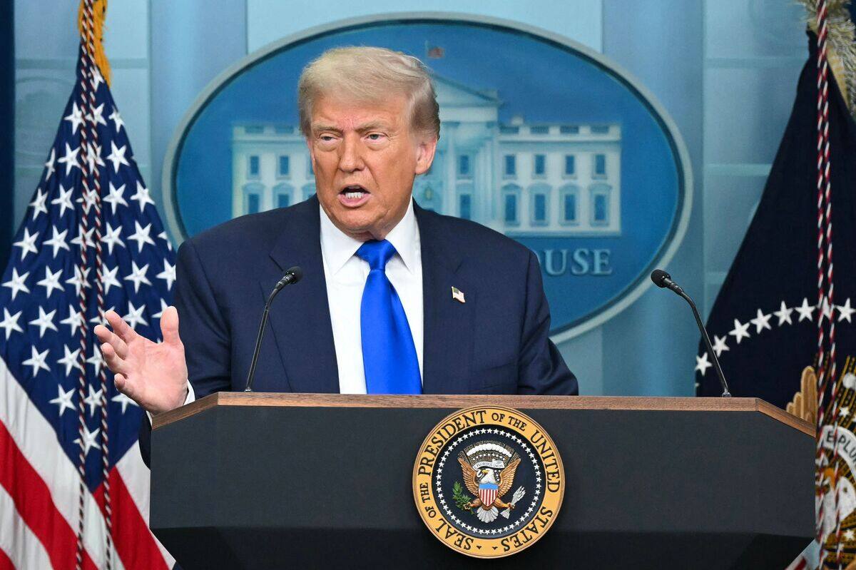 Donald Trump bombarderait &laquo;sans aucun doute&raquo; l&rsquo;Iran &agrave; nouveau si le pays continuait &agrave; enrichir l&rsquo;uranium