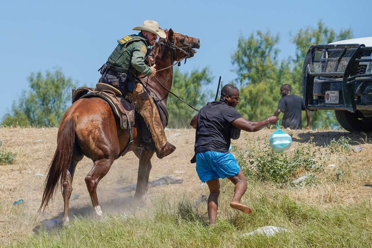 Migrants refoul&eacute;s &agrave; cheval : Biden promet &laquo;des cons&eacute;quences&raquo; pour ces actes &laquo;scandaleux&raquo;