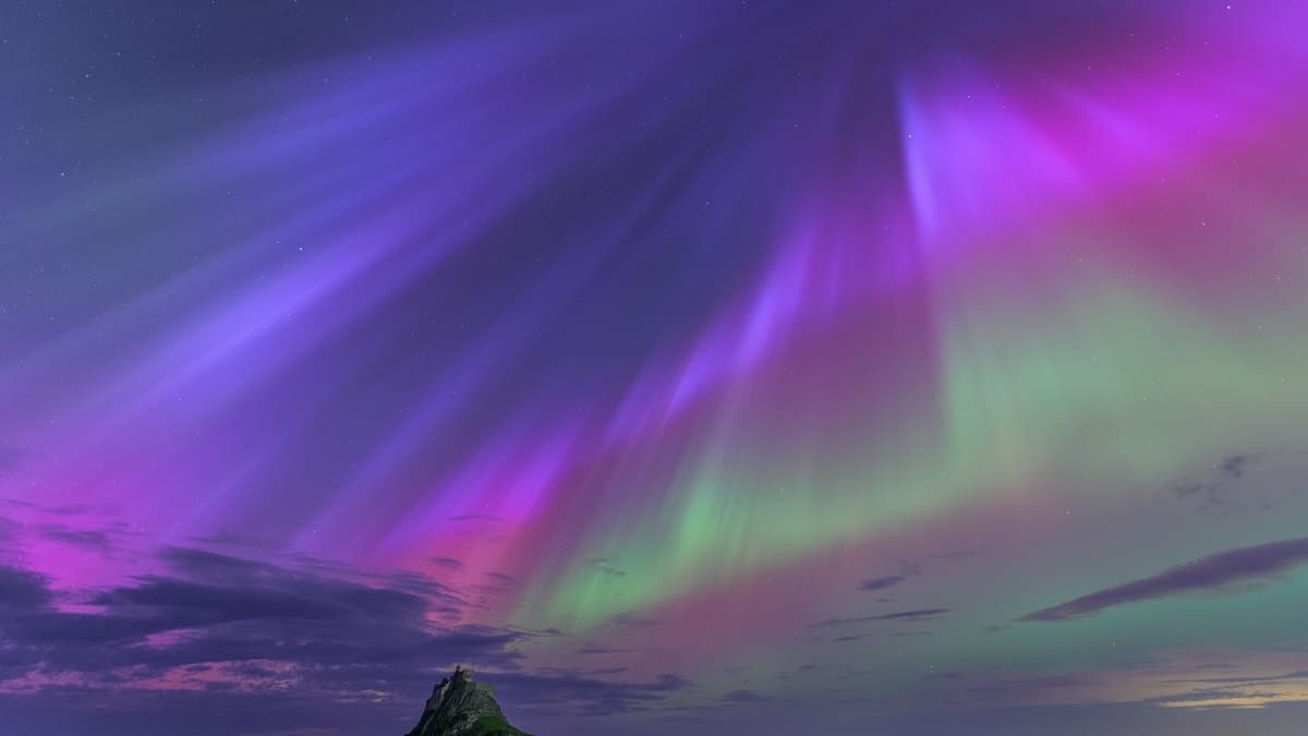 Deuxième nuit propice, mais pas certaine, aux aurores boréales, en pleine tempête solaire