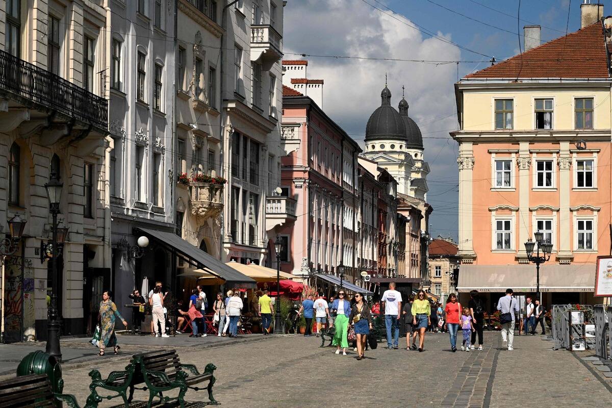 Une attaque de drones &agrave; Lviv, en Ukraine, ainsi que des explosions