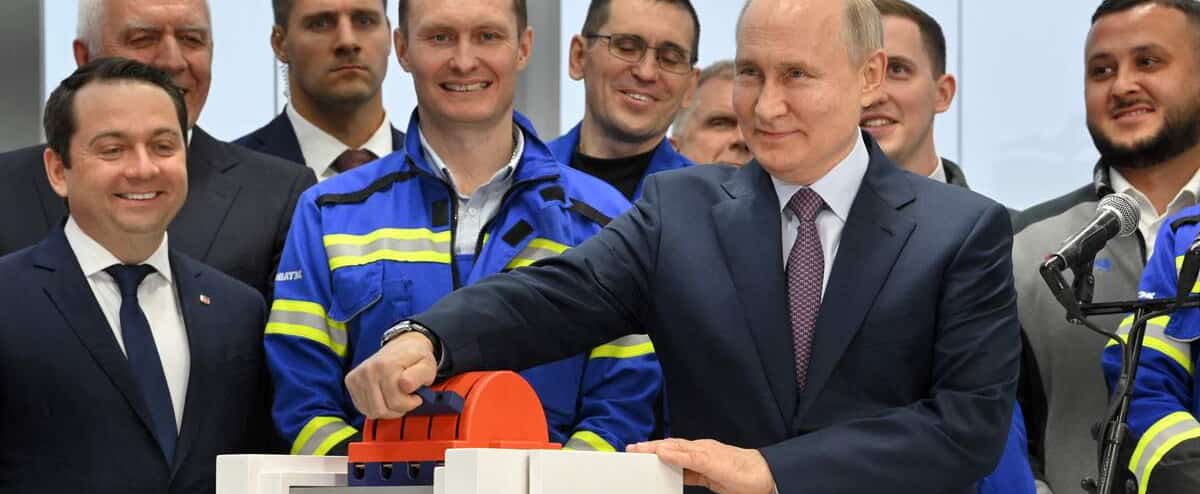 Putin ha lanciato il mega progetto Arctic-2 LNG Putin ha lanciato il mega progetto Arctic-2 LNG