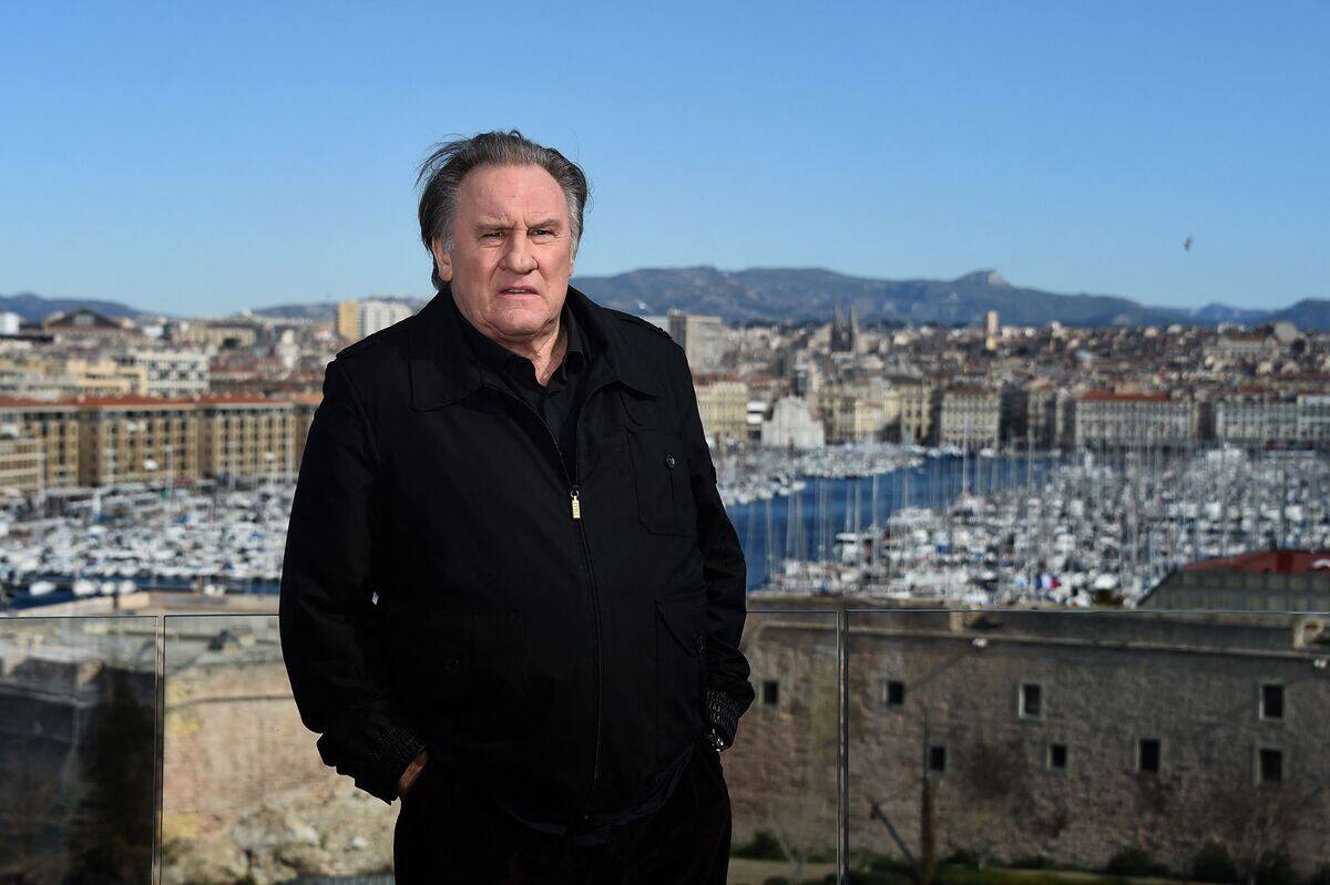 Proc&egrave;s criminel demand&eacute; contre G&eacute;rard Depardieu pour viols sur la com&eacute;dienne Charlotte Arnould