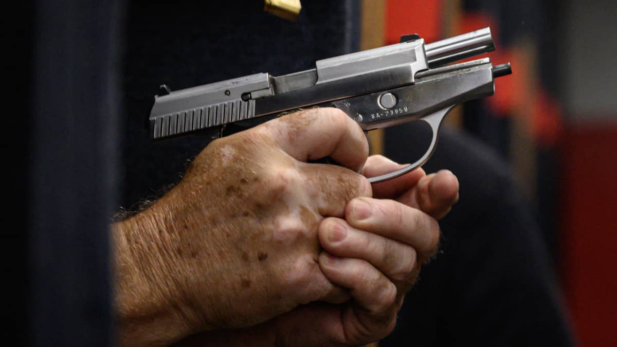 Le Sénat américain vote en faveur d'une loi pour un meilleur contrôle des armes à feu