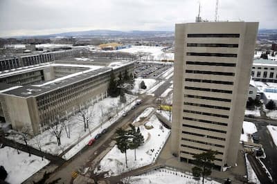 Important vol l'Universit Laval: des suspects trouvs grce une infraction routire | JDQ Important vol l'Universit Laval: des suspects trouvs grce une infraction routire | JDQ