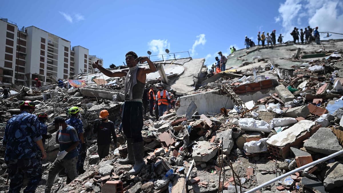 Stuck in rubble for eight days: survivor of double Venezuela earthquake found Stuck in rubble for eight days: survivor of double Venezuela earthquake found