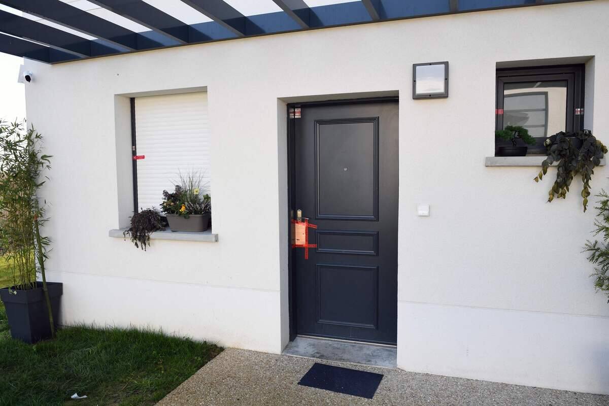 Un gar&ccedil;on de 10 ans retrouv&eacute; mort dans une valise en France