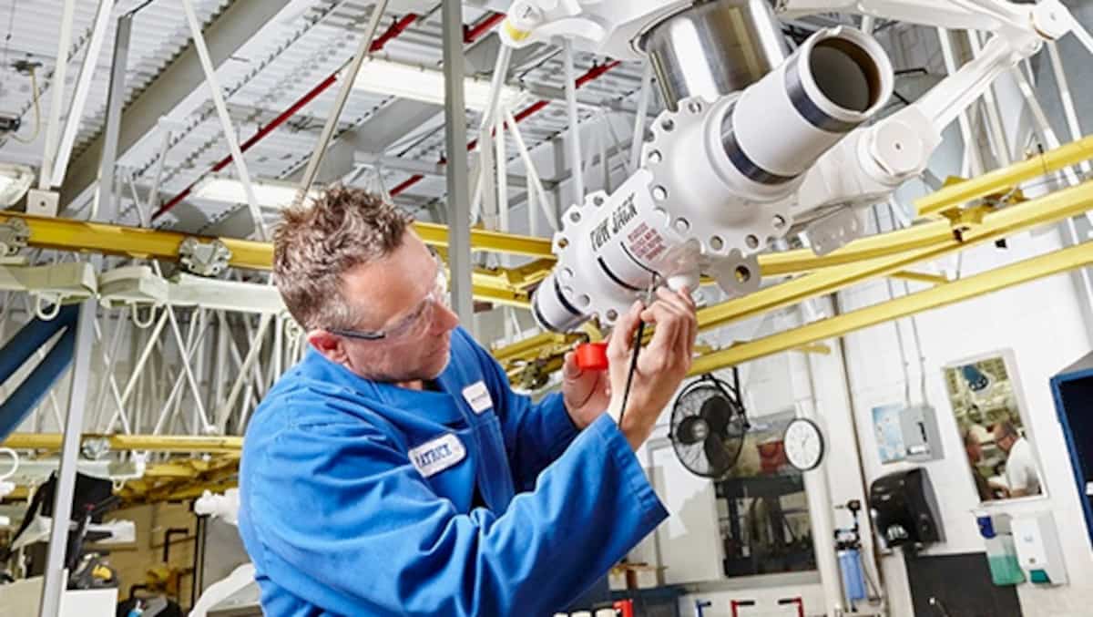 Sièges sociaux: Québec veut mettre la Caisse au pas