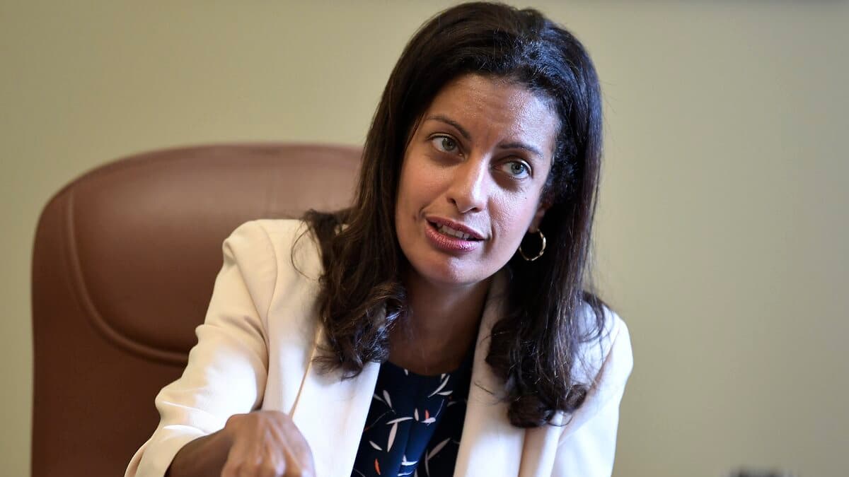 Anglade propose d'aider les aînés avec des allocations