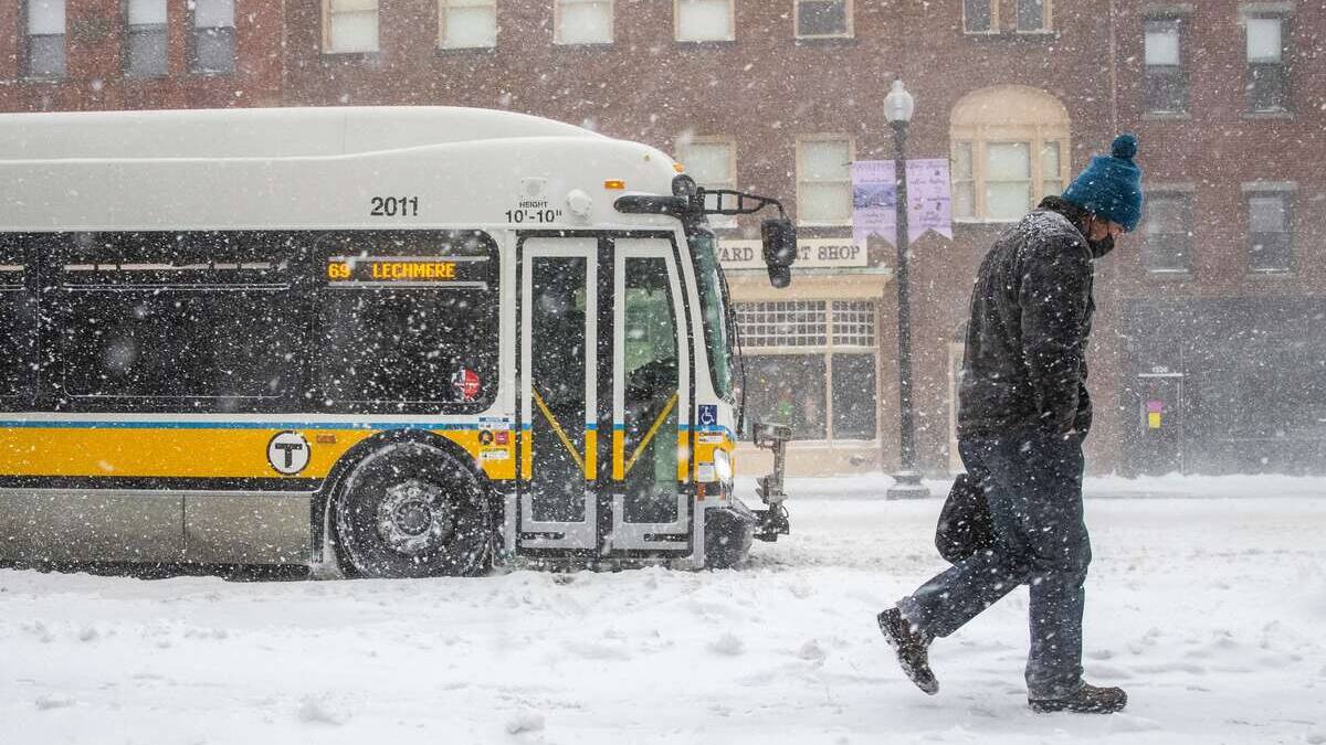 Une tempête de neige «historique» paralyse le nord-est des États-Unis