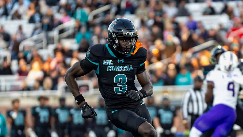 De la Côte d’Ivoire à la NFL, en passant par Saint-Jérôme De la Côte d’Ivoire à la NFL, en passant par Saint-Jérôme