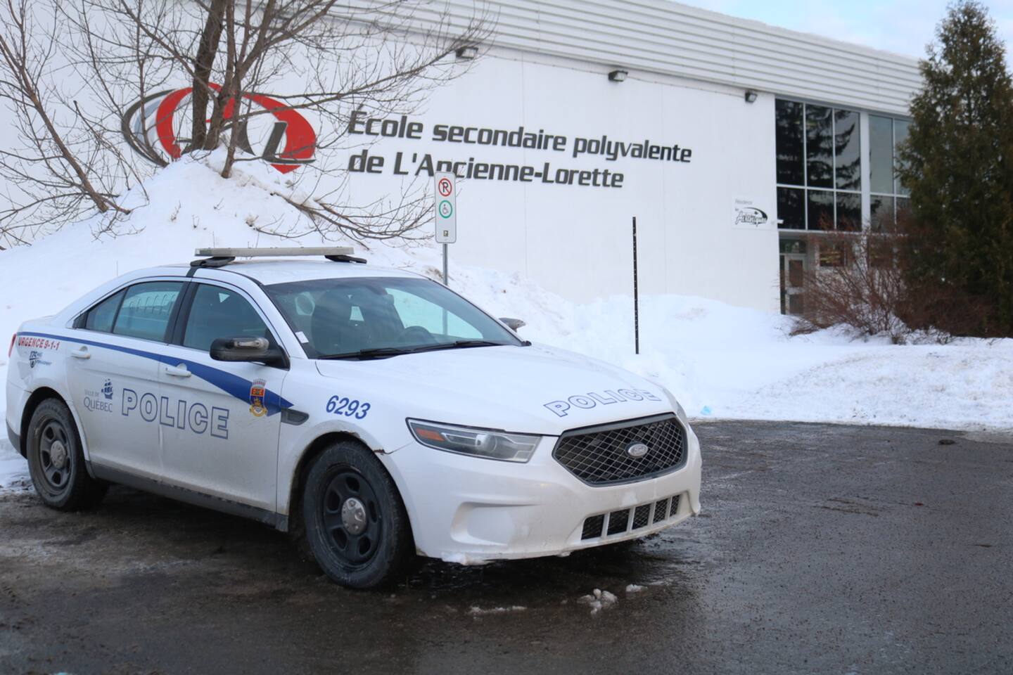 Violente bagarre à la polyvalente de L’Ancienne-Lorette: cinq ados arrêtés