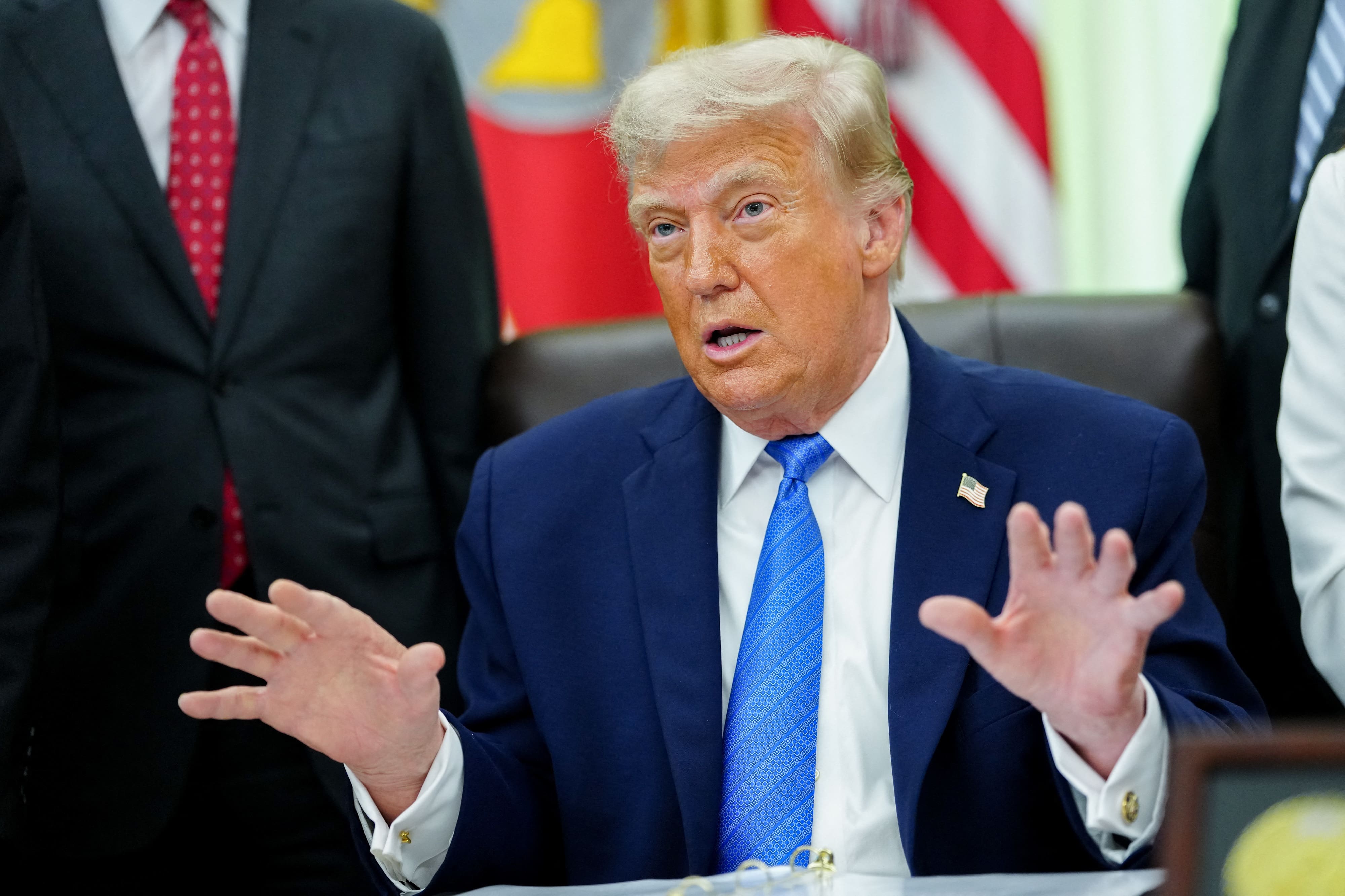 Les États-Unis frapperont l'Iran «très fort ce soir», déclare Donald Trump
