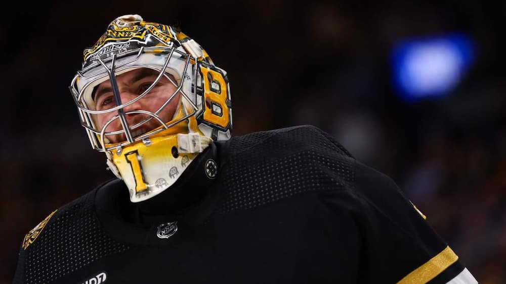 «Il me fait penser à Patrick Roy» - Montgomery