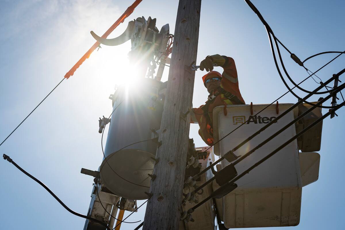 Massive Power Outage Affects 200,000 HydroQuebec Customers in Montreal