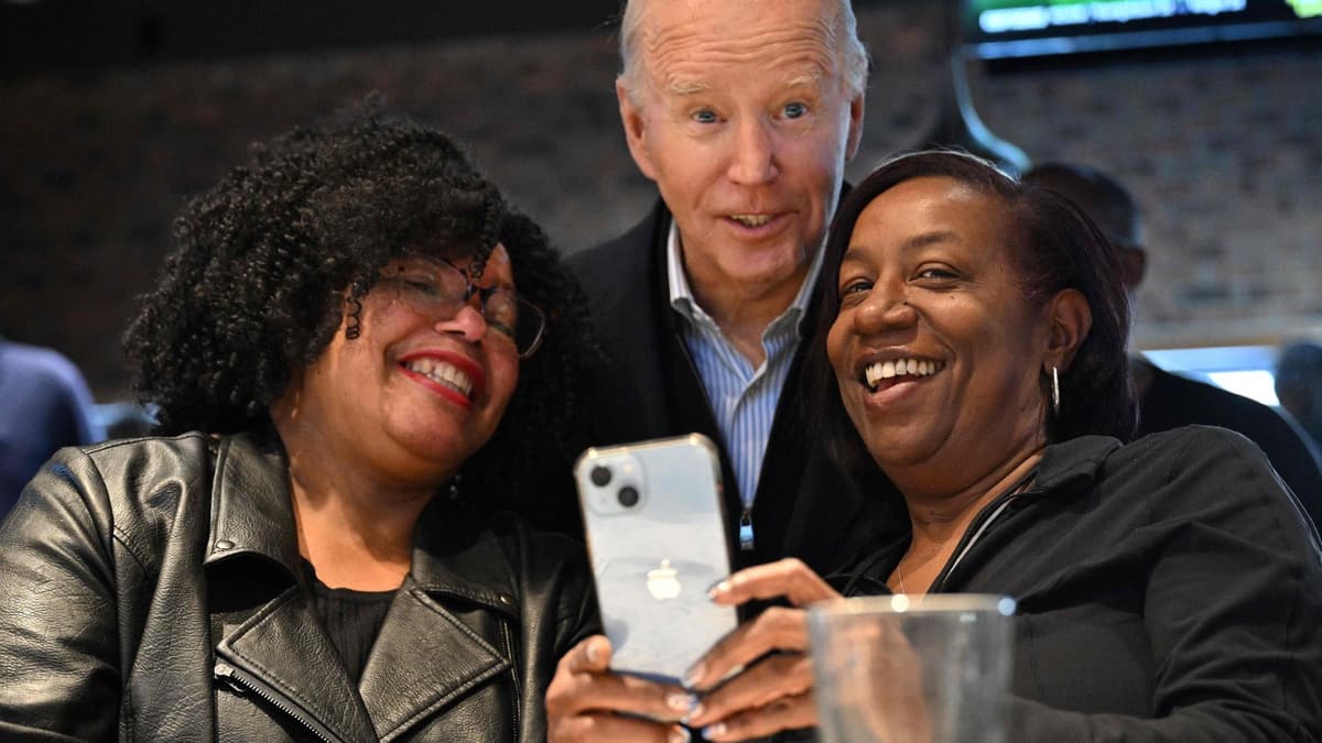 Biden à l'épreuve de l'électorat noir en Caroline du Sud