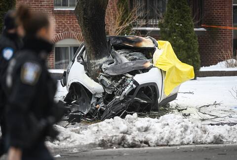 Roger Miguel Obama Egani dies after hitting tree in Montréal-Nord borough.