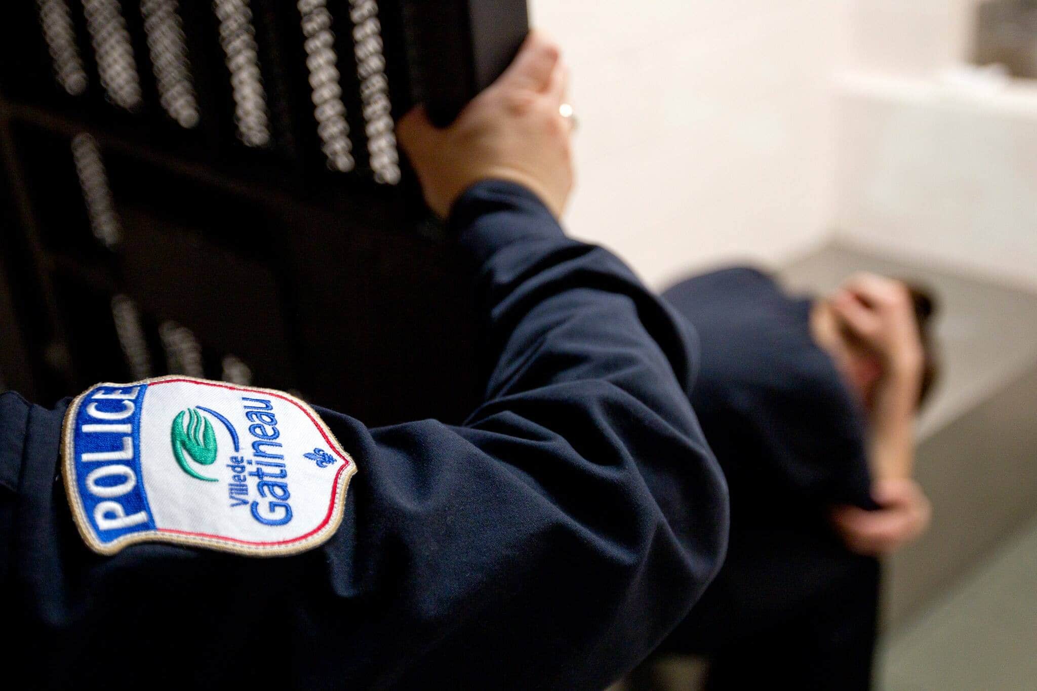 Gatineau un blessé grave après une collision entre une moto et un scooter JDM