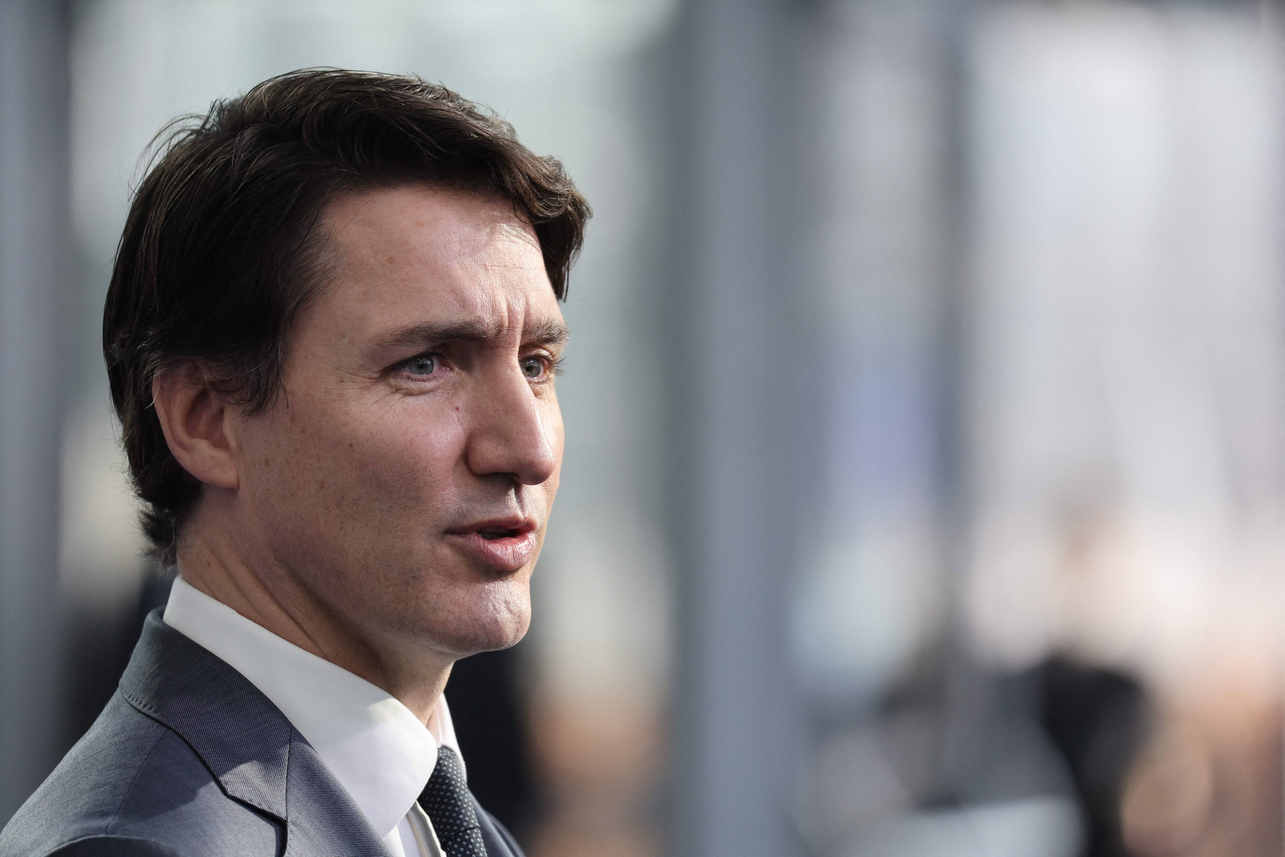 Pas de renvoi des diplomates russes pour l&rsquo;instant, dit Trudeau
