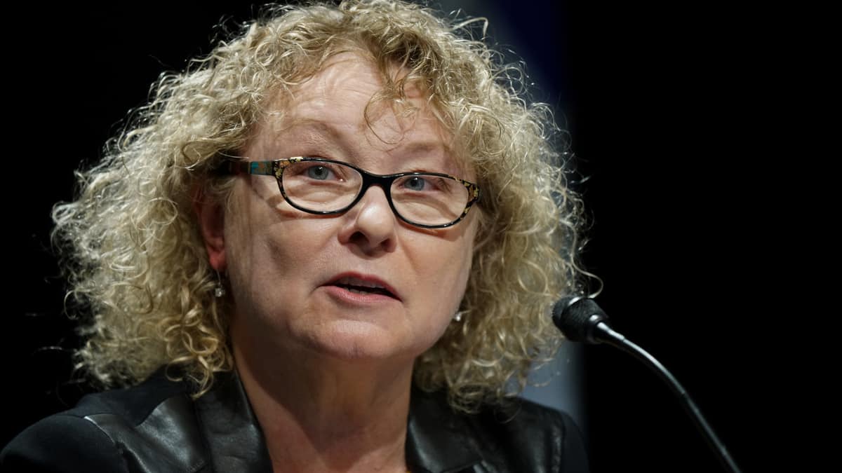 Décès en CHSLD: Blais témoignera finalement devant la coroner