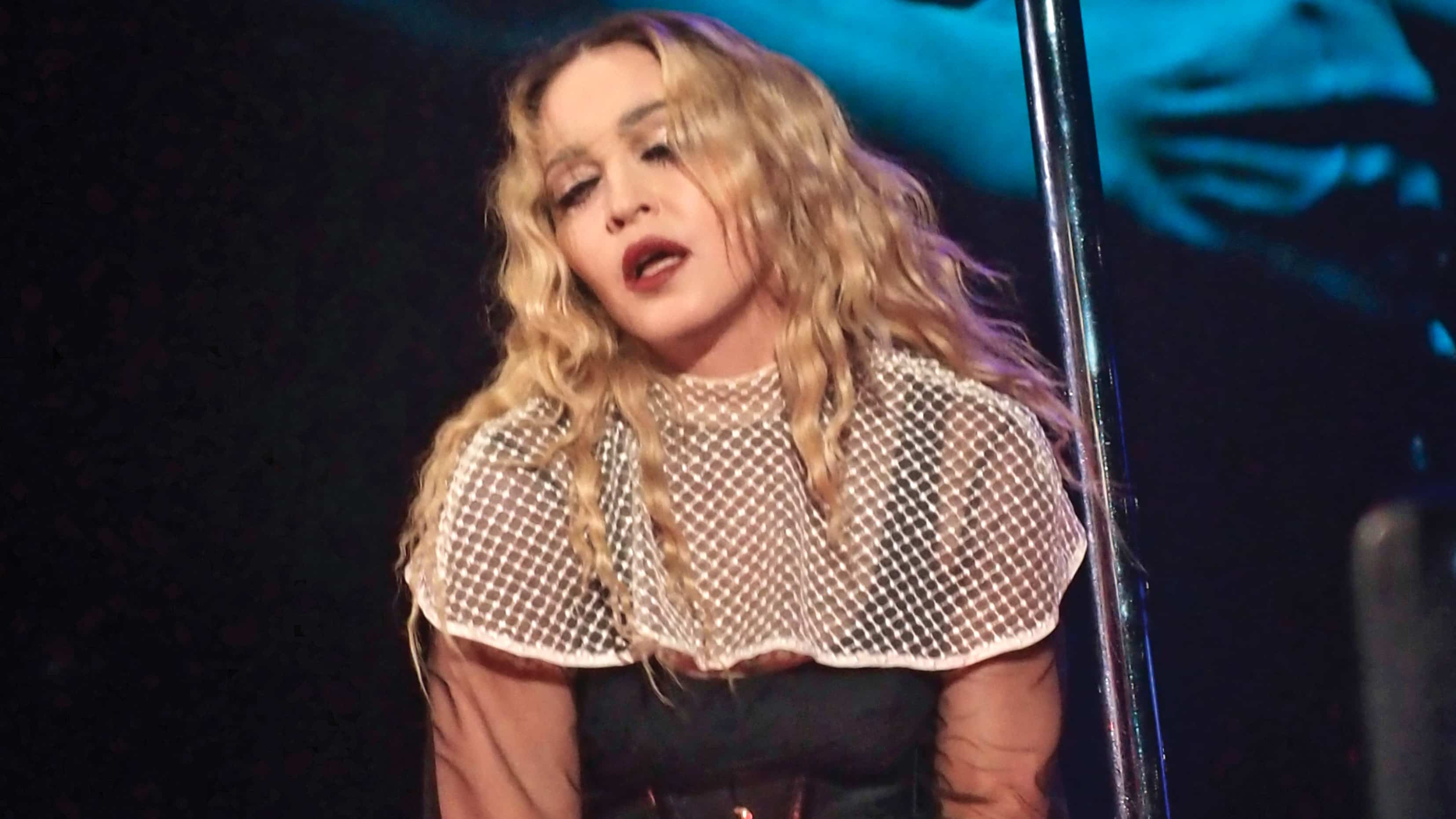 7 vedettes bannies pour leur comportement déplacé