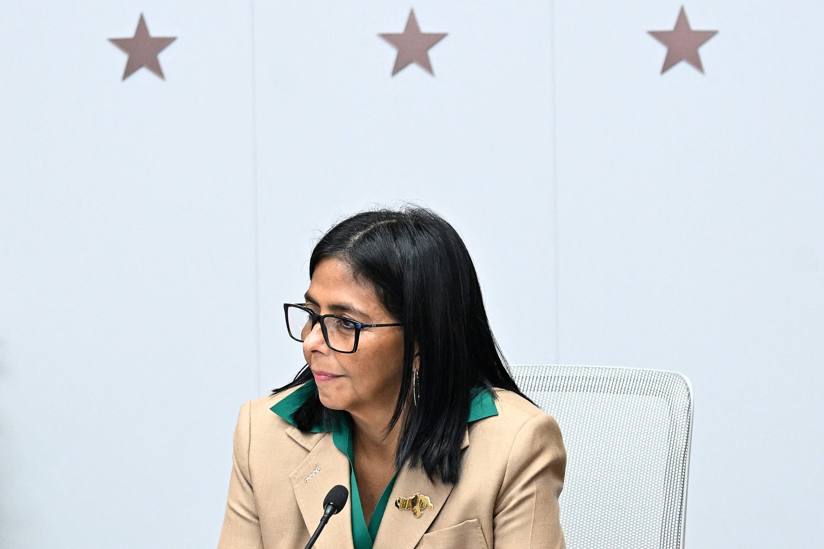 Venezuela: la pr&eacute;sidente demande &agrave; Trump la lev&eacute;e des sanctions am&eacute;ricaines