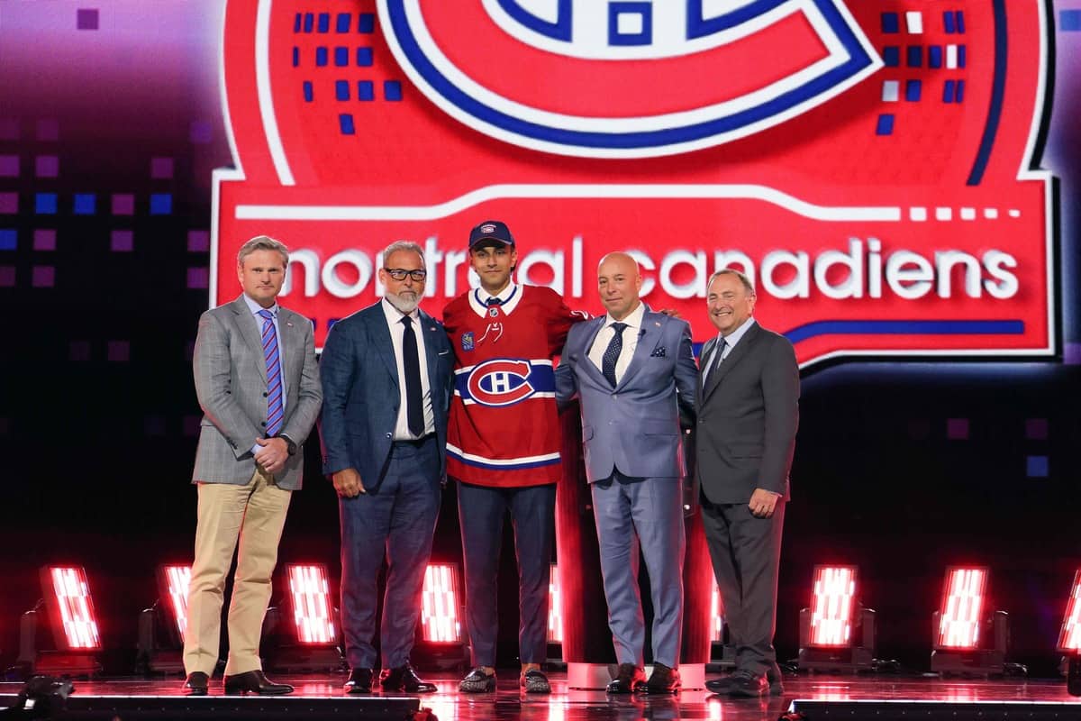 Comment Michael Hage est-il tomb&eacute; dans les mains du CH? Notre enqu&ecirc;te
Comment Michael Hage est-il tomb&eacute; dans les mains du CH? Notre enqu&ecirc;te