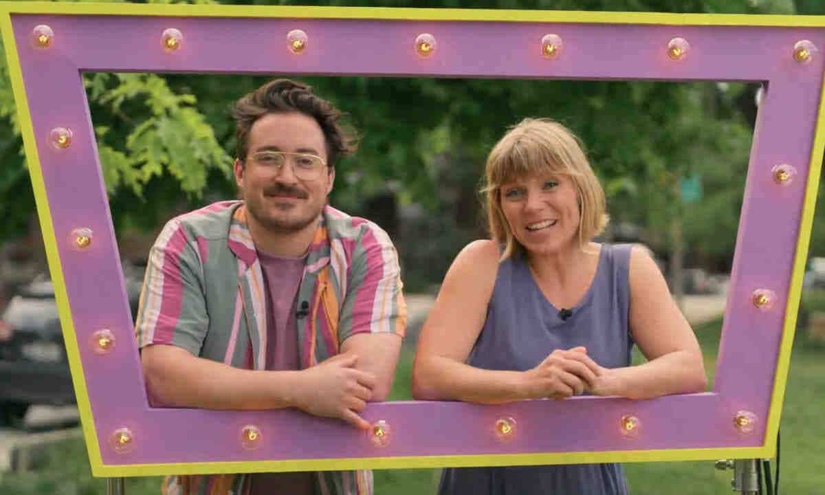 V&eacute;ronique Claveau et Bryan Audet ont amorc&eacute; leur relation en frenchant pendant une semaine dans une Tercel