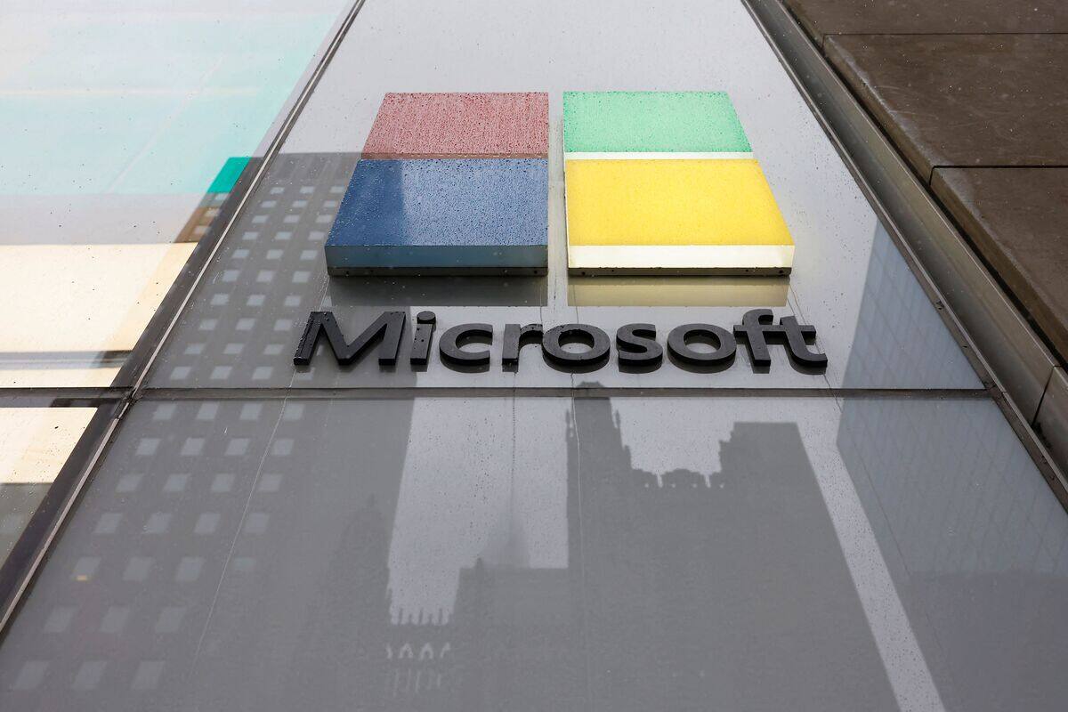 Microsoft va investir près de 3 milliards de dollars pour doper l'IA au ...