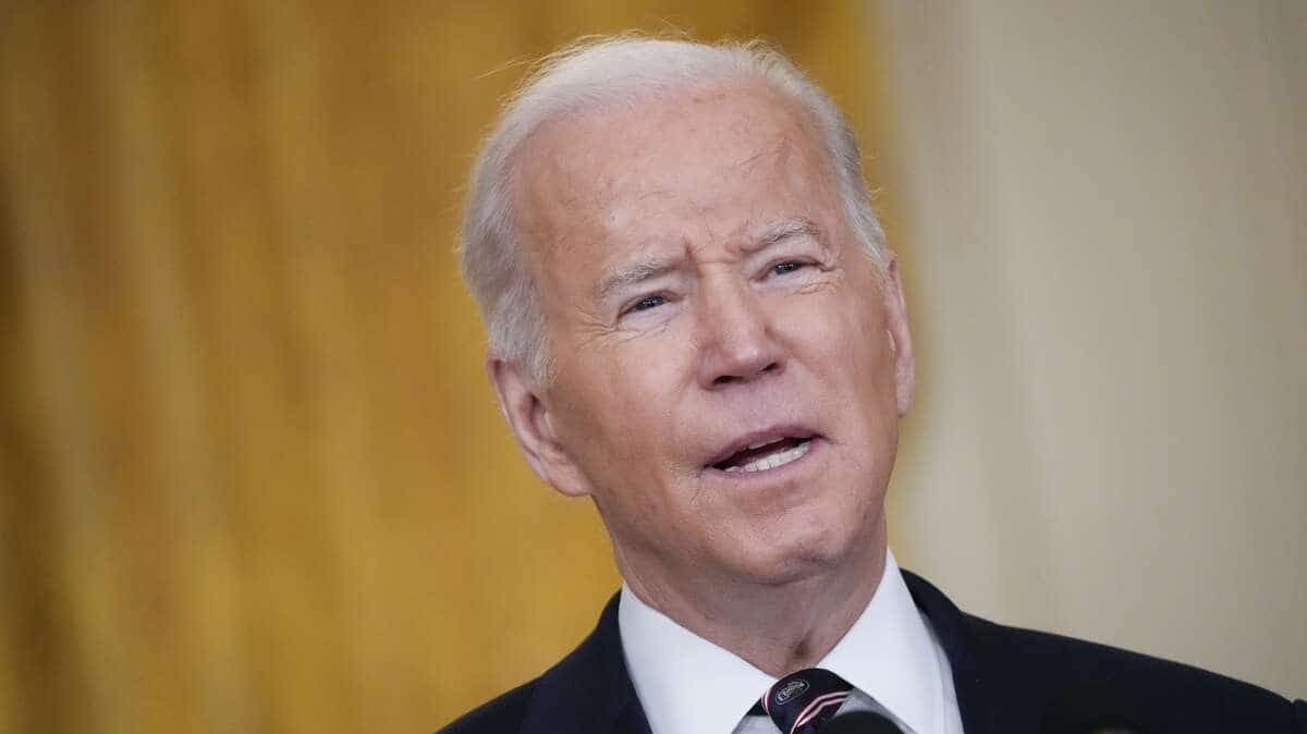 Biden denounces the beginning of a Russian invasion of Ukraine and reveals the response Biden denounces the beginning of a Russian invasion of Ukraine and reveals the response