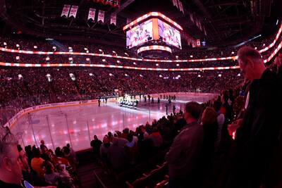 Un récord: 21,105 espectadores asistieron a un partido de hockey femenino pasado en el Bell Center.