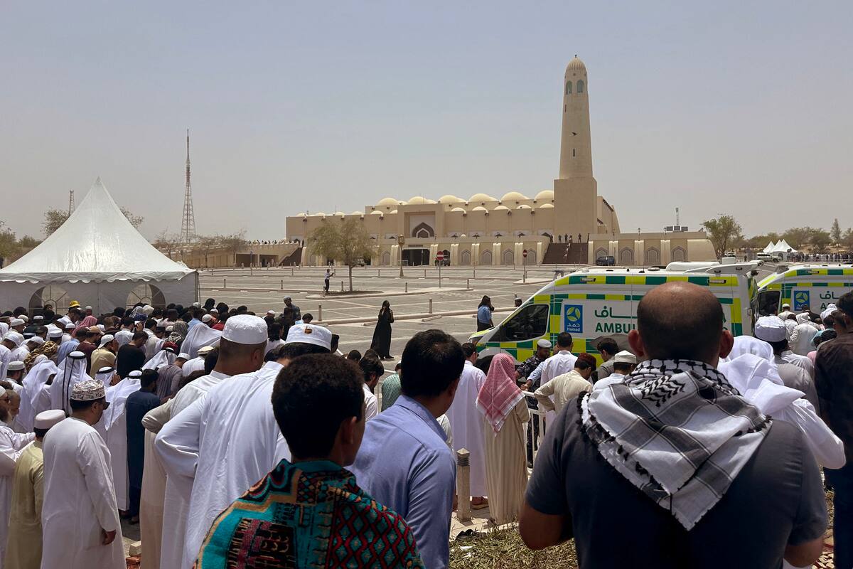 Au Qatar, des milliers de fid&egrave;les font leurs adieux au chef du Hamas assassin&eacute;