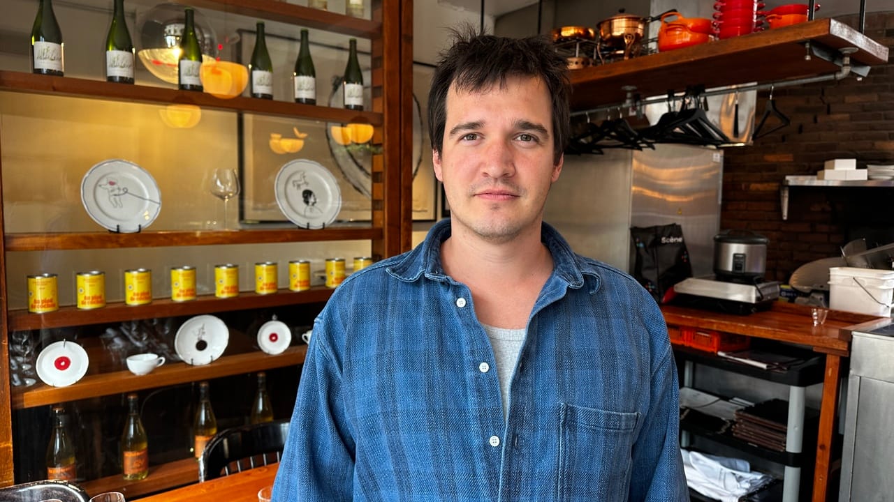 Terrasses forcées de fermer à 22 h sur Duluth : des restos prévoient des milliers de dollars de pertes